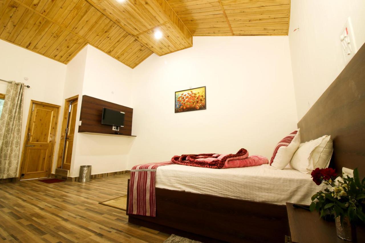 Chaman Vatika Hotel Kulu Esterno foto
