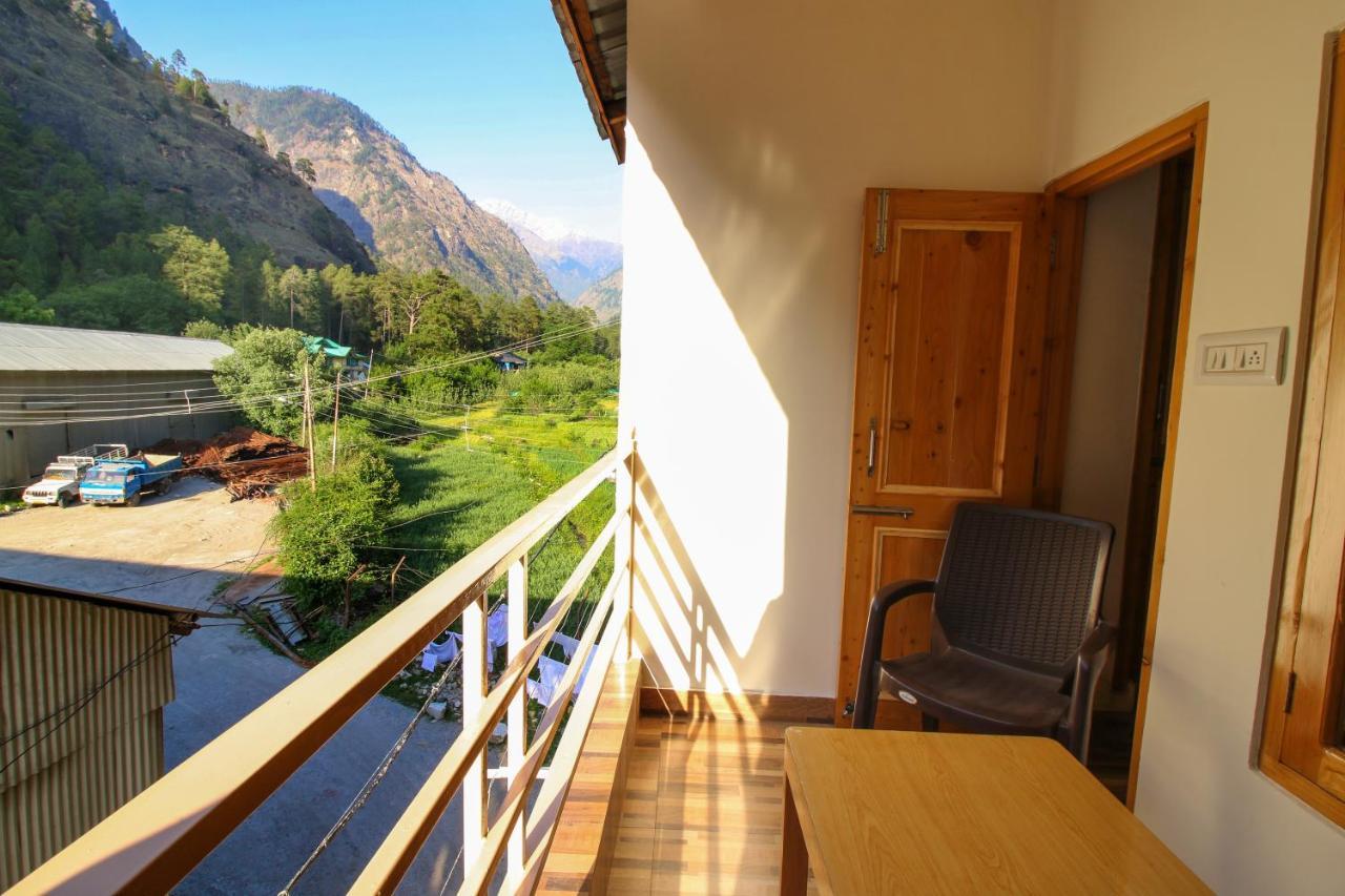 Chaman Vatika Hotel Kulu Esterno foto